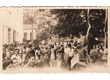 cg0024_099 - Campanha financeira de uma das chapas à presidência do DCE em frente ao Colégio Santo Inácio, na rua São Clemente, c. 1949. Fotógrafo desconhecido. Acervo Paulo Novaes.