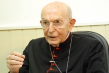 D. Eugenio de Araújo Sales. Fotógrafo desconhecido. Arquivos da Arquidiocese de Natal