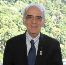 Prof. Pe. Pedro Magalhães Guimarães Ferreira S.J. Fotógrafo Antônio Albuquerque. Acervo do Núcleo de Memória.