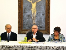 O Prof. Nelio Pizzolato, o Reitor Pe. Josafá e a Profa. Vera Maria Candau. Fotógrafa Bruna Duque Estrada. Acervo Projeto Comunicar.
