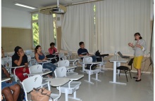 Evento realizado na sala L210. Fotógrafo Antônio Albuquerque. Acervo Núcleo de Memória.