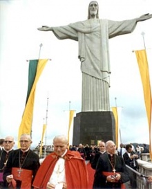 O Papa João Paulo II no Corcovado em 1980.