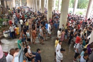 Festa de Final de Ano da AFPUC, realizada em 23/12, no campus da PUC-Rio. Fotógrafo Antonio Albuquerque. Acervo Núcleo de Memória. 