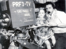 Sonia Maria Dorce e Walter Tasca, que foi o primeiro camera-man daTV Tupi, em 1950.