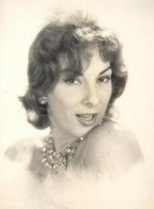 A cantora Marlene.