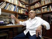 Oscar Niemeyer em seu escritório no Rio de Janeiro. Fonte: g1.globo.com