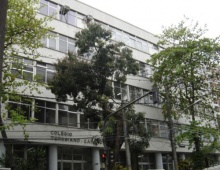 Fachada do Colégio Teresiano – Colégio de Aplicação da PUC-Rio. Acervo do Colégio Teresiano.