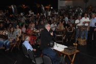 O Reitor Prof. Pe. Josafá Carlos de Siqueira S.J. fala na abertura do evento. 