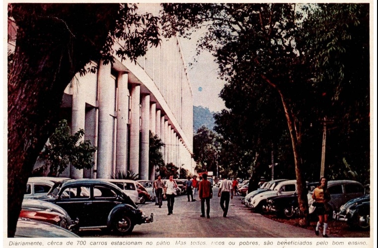 Via ao longo do Ed. Cardeal Leme, do Bloco C ao Bloco A, em 1970. Foto publicada na revista O Cruzeiro.