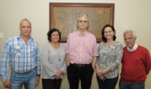 O Coordenador Central de Pós-Graduação e Pesquisa, Prof. Paulo César Duque Estrada, e equipe. Fotógrafo Antônio Albuquerque. Acervo Núcleo de Memória.