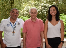 O Coordenador da Superintendência Geral do Campus, Prof. Moisés Henrique Szwarcman, e equipe. Fotógrafo Antônio Albuquerque. Acervo Núcleo de Memória.