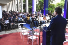 O Presidente da FPLF, pe. Roberto Barros Dias S.J., na abertura do evento. Fotógrafo Antônio Albuquerque.