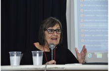 Palestra da Profa. Thereza Penna Firme, no auditório Padre Anchieta. Fotógrafo Gabriel Molon. Acervo Comunicar.