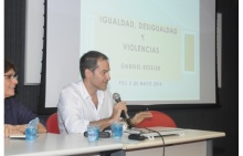 O Prof. Kessler durante a palestra realizada na sala K102. Fotógrafo Antônio Albuquerque. Acervo Núcleo de Memória.