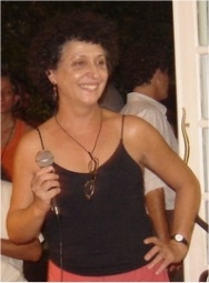 A Profa. Santuza Cambraia Naves em confraternização do Programa de Pós-graduação em Ciências Sociais. 2007.