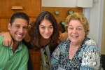 Thiago Zakrzewski, Clara Stiefel e a Profa. Margarida Neves.