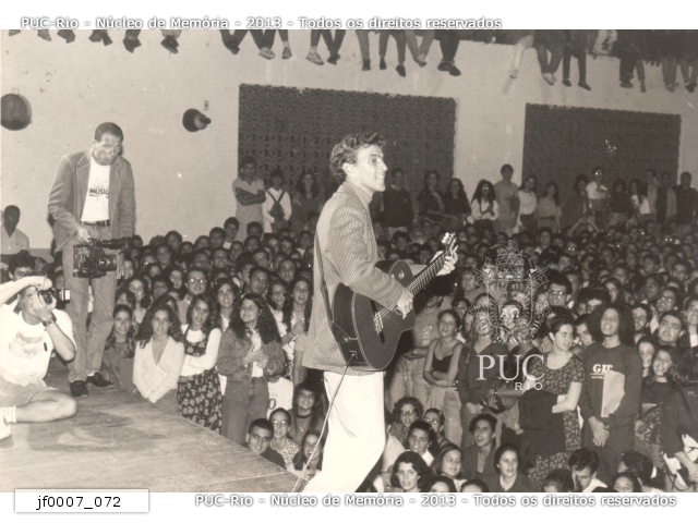 Show de Caetano Veloso. Fotógrafo Marcelo Marins. Acervo Comunicar.