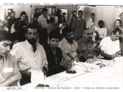 Mesa de debates com integrantes do Movimento dos Sem Terra, organizado pelo Diretório Central de Estudantes da PUC-Rio com o apoio da Vice-Reitoria Comunitária. 