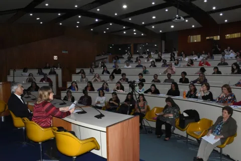 Abertura do evento, com a presença do Vice-Reitor Acadêmico, Prof. José Ricardo Bergmann, e da coordenadora de Licenciaturas, Profa. Maria Rita Passeri Salomão, no auditório do RDC. Fotógrafo Antônio Albuquerque.