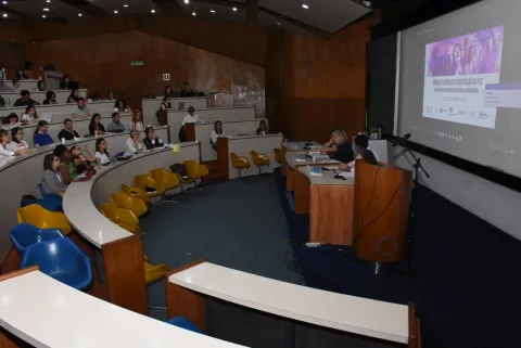 Abertura do Seminário, no auditório do RDC. Fotógrafo Antônio Albuquerque.