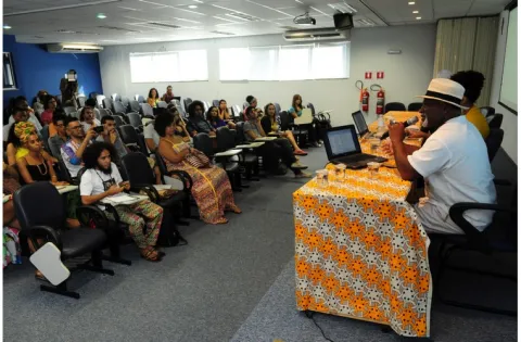 Palestra do Prof. Otair Fernandes no auditório B8. Fotógrafo Antônio Albuquerque. Acervo Núcleo de Memória.