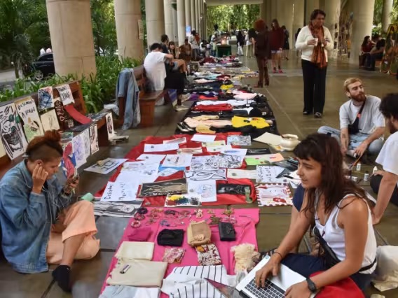 O Shopping Chão Pilotis Kennedy. Fotógrafo Antônio Albuquerque.