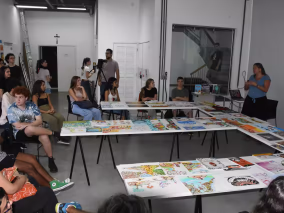 Palestra no térreo do prédio do Design. Fotógrafo Antônio Albuquerque.