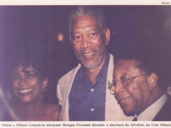 Foto publicada no Jornal da PUC, maio/junho de 2002.