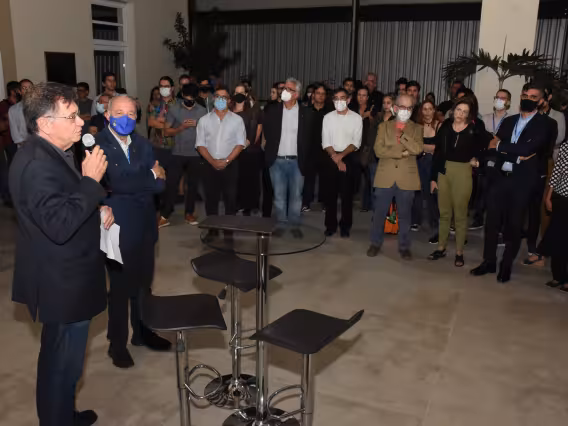 Reitor Pe. Josafá Carlos de Siqueira S.J.; Diretor do Tecgraf, prof. Marcelo Gattass, e o Vice-Reitor Geral Pe. Anderson Antonio Pedroso S.J.. Fotógrafo Antônio Albuquerque.