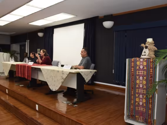 Palestra da Profa. Maria Clara Bingemer, no auditório Padre Anchieta. Fotógrafo Antônio Albuquerque.