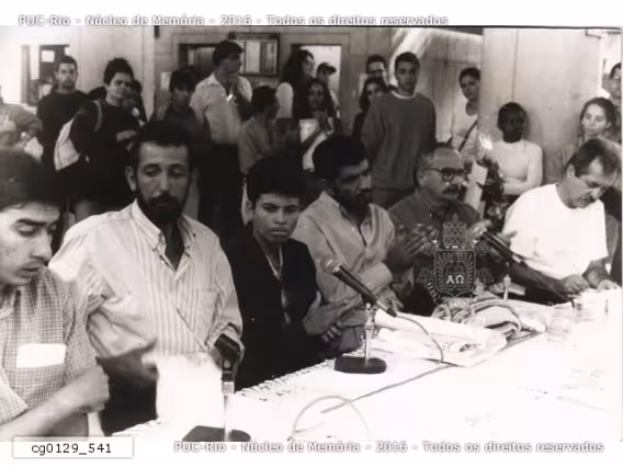 Mesa de debates com integrantes do Movimento dos Sem Terra, organizado pelo Diretório Central de Estudantes da PUC-Rio com o apoio da Vice-Reitoria Comunitária. 