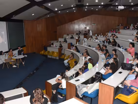 Uma das palestras, realizada no Auditório do RDC. Fotógrafo Antônio Albuquerque.