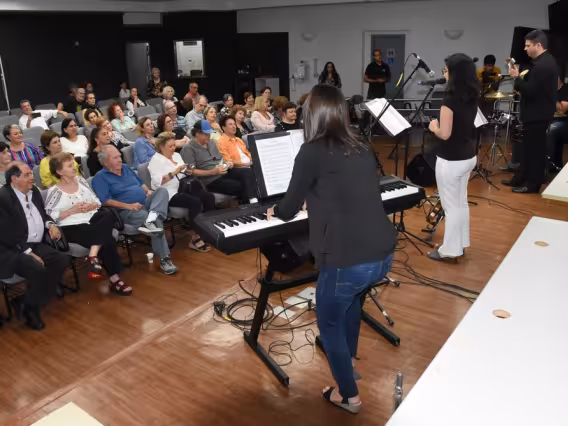 Apresentação musical durante o evento. Fotógrafo Antônio Albuquerque.