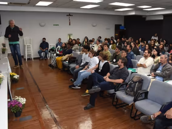 As palestras foram realizadas no auditório Padre Anchieta. Fotógrafo Antônio Albuquerque.