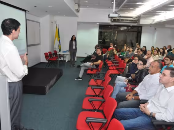 Evento realizado no Auditório AMEX/IAG. Fotógrafo Antônio Albuquerque. Acervo Núcleo de Memória.