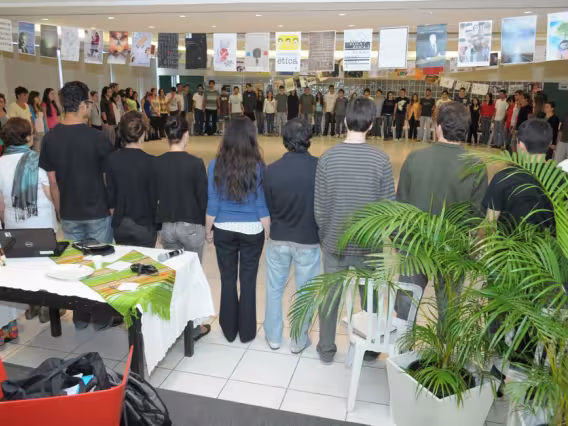 Atividade no dia 28/09/2012, no Salão da Pastoral. Fotógrafo Antônio Albuquerque. Acervo do Núcleo de Memória.