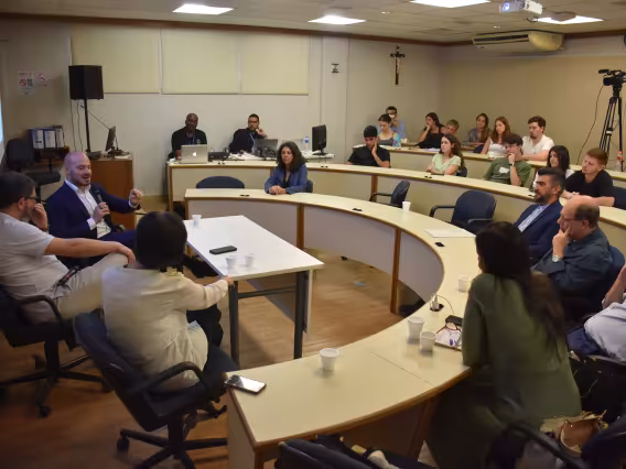 Evento na Sala 1 do IAG. Fotógrafo Antônio Albuquerque. 