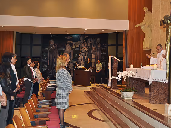 Missa celebrada pelo Reitor Prof. Pe. Josafá S.J. Fotógrafo Jorge Paulo. Acervo do Projeto Comunicar.