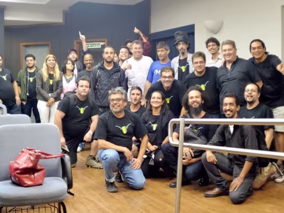 Participantes do GnuGraf, realizado no auditório Padre Anchieta. Fonte: Facebook SLAD - FBA.