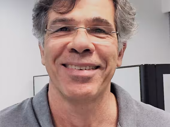 Prof. Luis Fernando Alzuguir Azevedo 