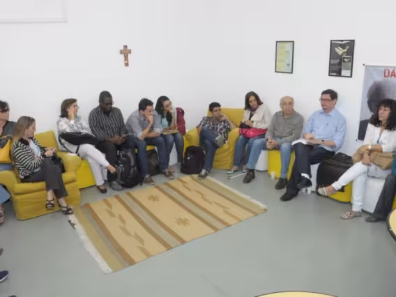 Encontro realizado na sala L501/8. Fotógrafo Antônio Albuquerque. Acervo Núcleo de Memória.