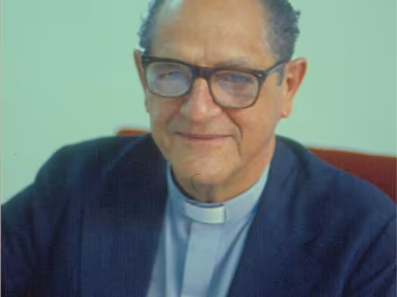 Padre Laércio Dias de Moura S.J.