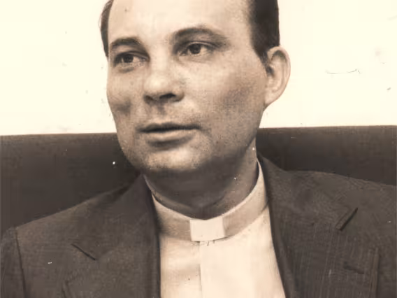 Padre Mac Dowell S.J.