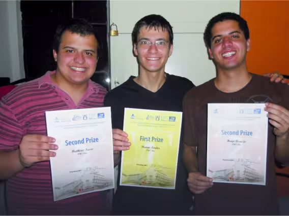 Alunos premiados na International Mathematics Competition for University Students. Acervo do Projeto Comunicar.