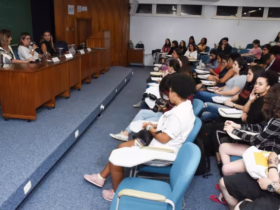Debate realizado no auditório B6. Fotógrafo Antônio Albuquerque.