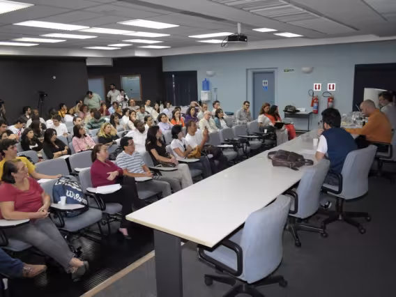 Uma das mesas do dia 11/09/2012 no Auditório Padre Anchieta. Fotógrafo Antônio Albuquerque. Acervo do Núcleo de Memória.