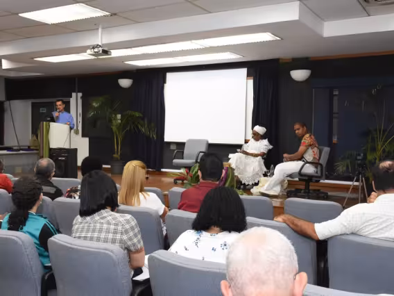 Apresentação dos participantes, realizada no auditório Padre Anchieta. Fotógrafo Antônio Albuquerque.