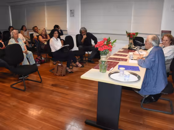 Palestra de Fernando Rosas, professor emérito da Universidade Nova de Lisboa. Fotógrafo Antônio Albuquerque. 