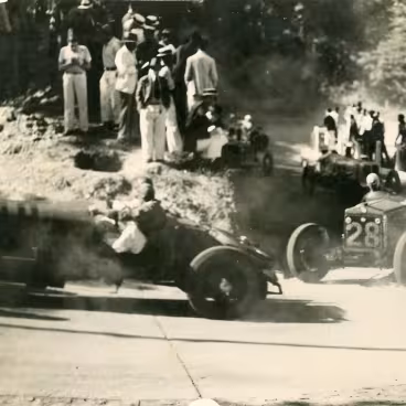 Curva do S do Circuito da Gávea. c. 1935. Fotógrafo desconhecido. Acervo Agência O Globo.