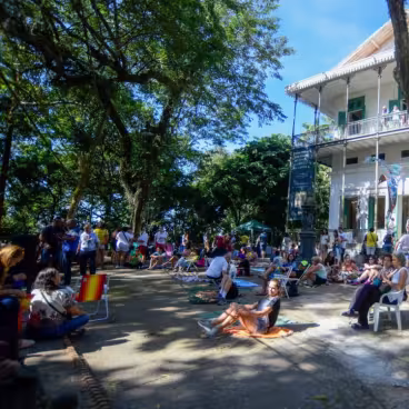 Atividades organizadas pelo Museu da Cidade com crianças. 2022. Fotógrafa Vanessa Ataliba. Agência O Dia.